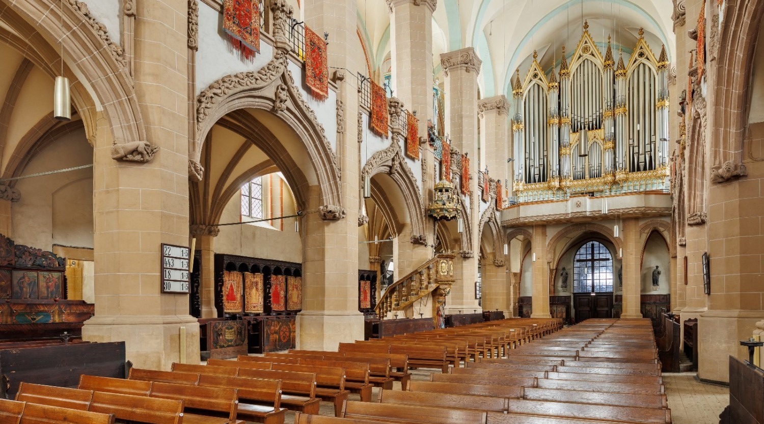 „Catedralele sunetului” la Biserica Neagră