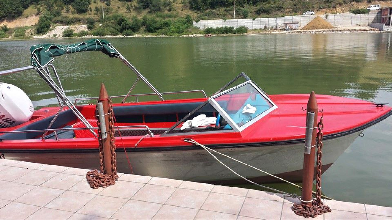 Plimbare cu barca pe Dunăre cu oprire pentru înot