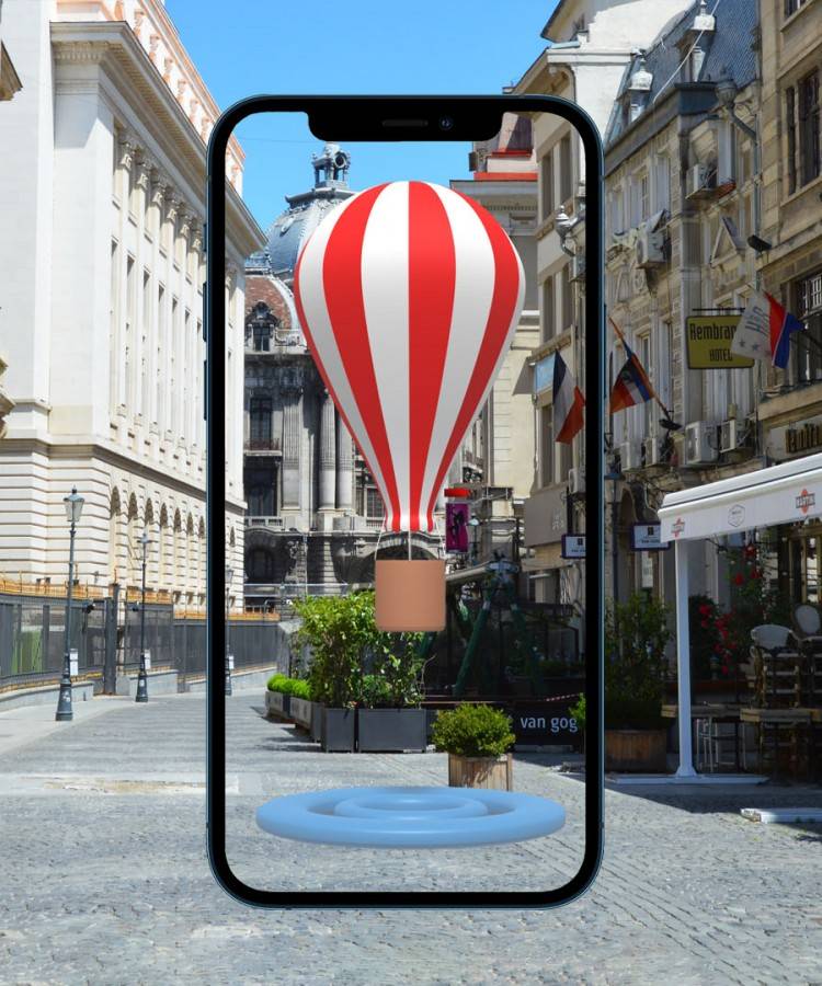 La pas prin Centrul vechi din Bucuresti